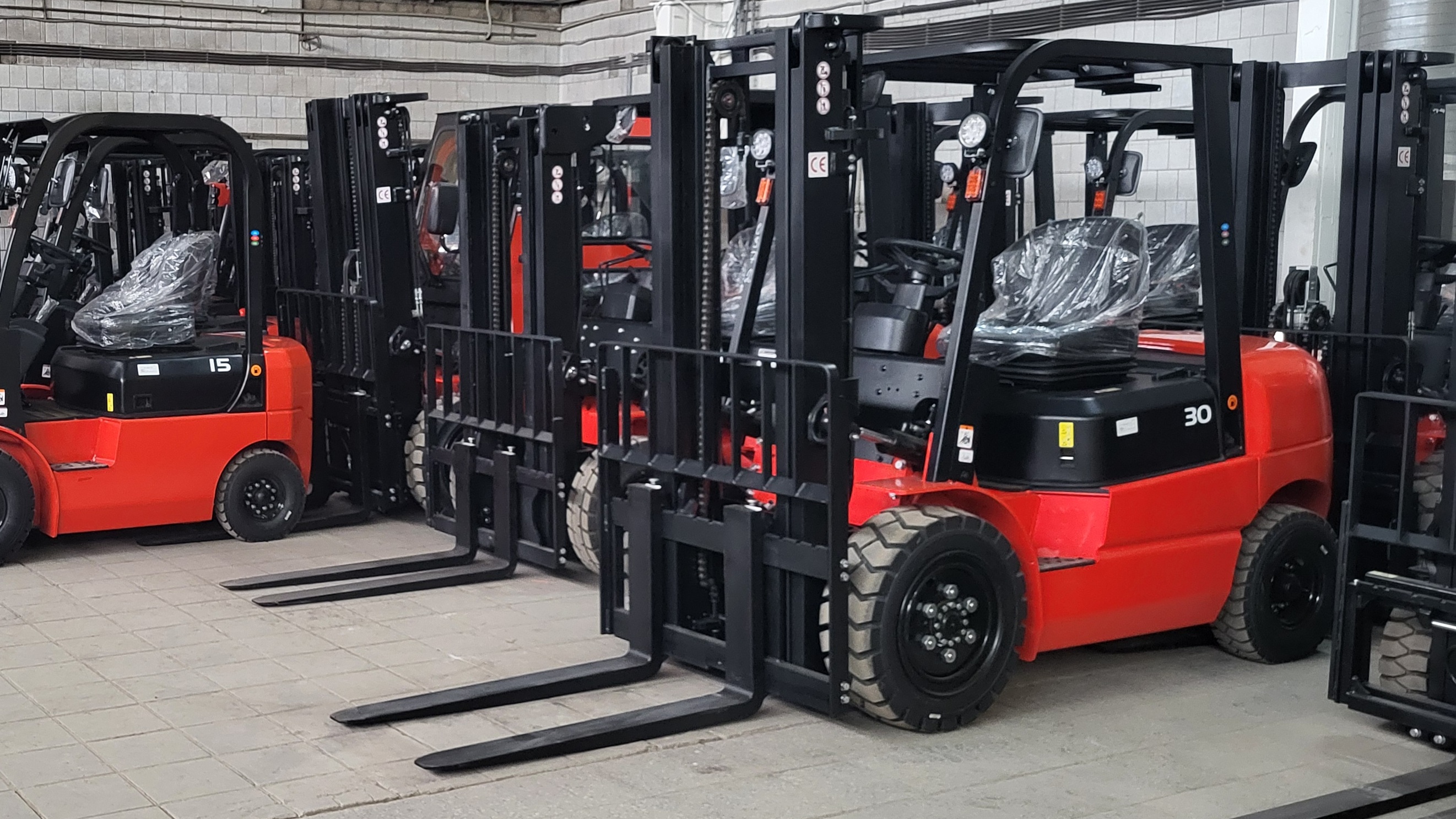 Тест-драйв складской техники на нашем складе в Кызыле