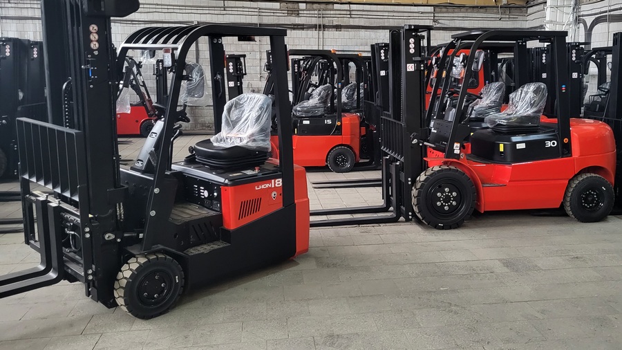 Тест-драйв складской техники на нашем складе в Кызыле